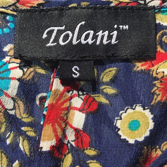 NWOT Tolani Multicolor Floral 100% Silk V Neck Dolman Sleeves Blouse Size Small - Picture 11 of 16